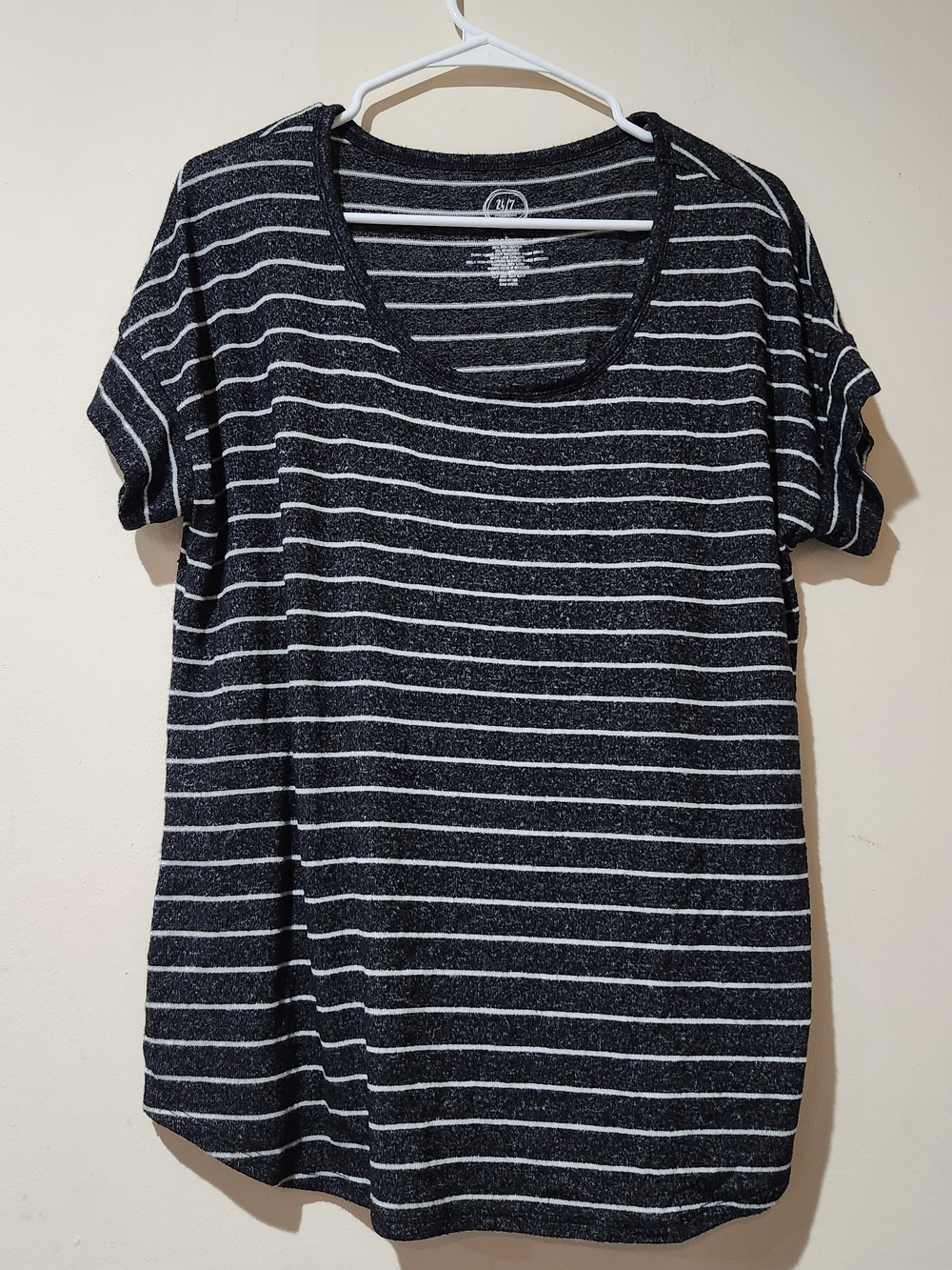 Maurices 24/7 Women's Black & White Striped Short Sleeve Top Size XL